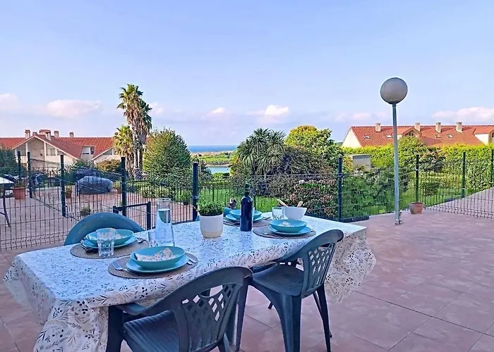 Bajo Reformado Con Terraza En *