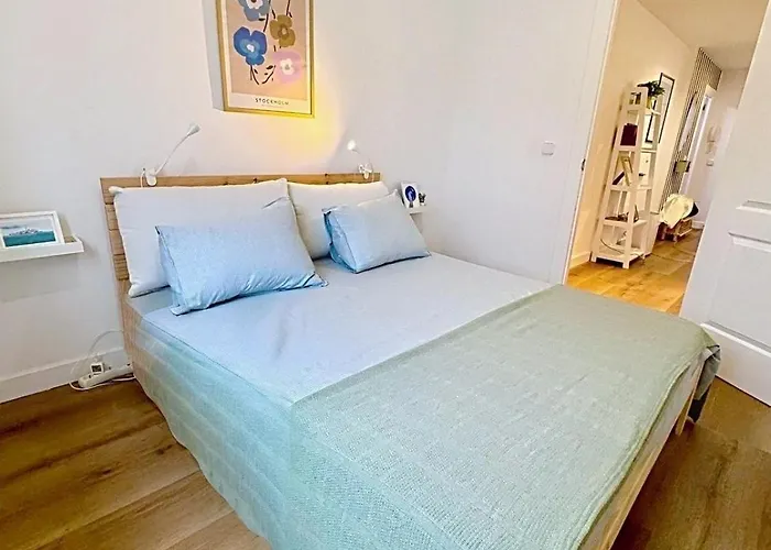 Bajo Reformado Con Terraza En Appartement Mogro